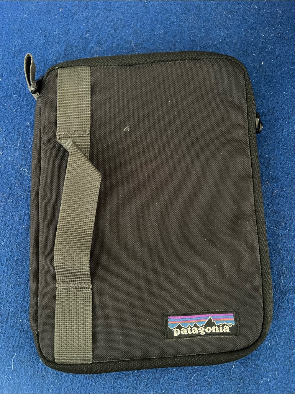 Patagonia Padded Tablet Case 9” X 6.5” Kindle Ipad Display Full Zip Black Nylon